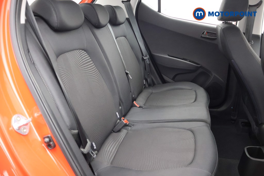 Used Hyundai i10 2018 for sale - 76650732: Photo 25