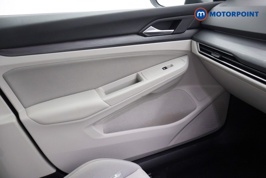 Used Volkswagen Golf 2021 for sale - 76322662: Photo 19