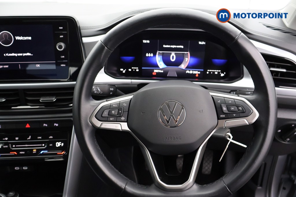 Used Volkswagen T-Roc 2023 for sale - 76056368: Photo 10