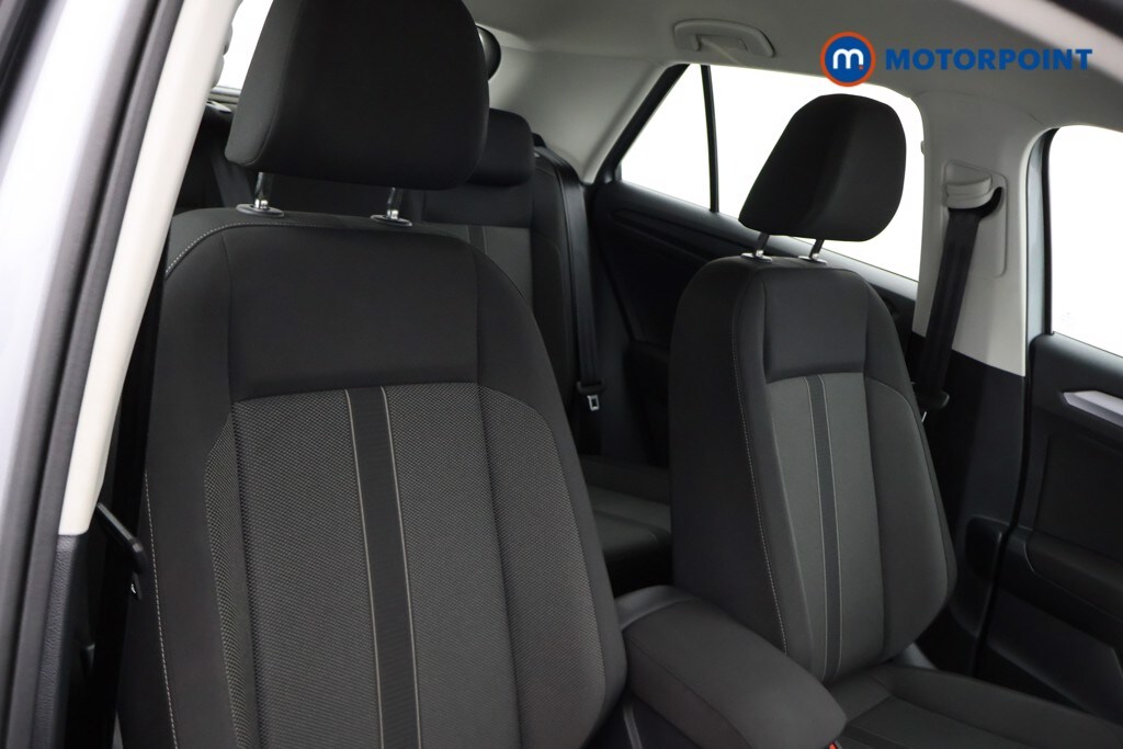 Used Volkswagen T-Roc 2023 for sale - 76056368: Photo 17