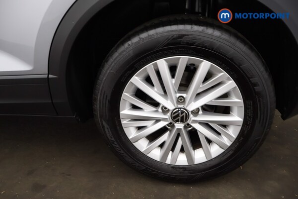 Used Volkswagen T-Roc 2023 for sale - 76056368: Photo 23