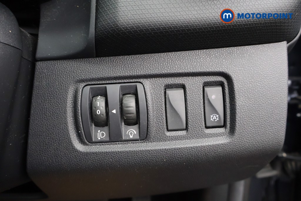 Used Renault Clio 2017 for sale - 77779277: Photo 19