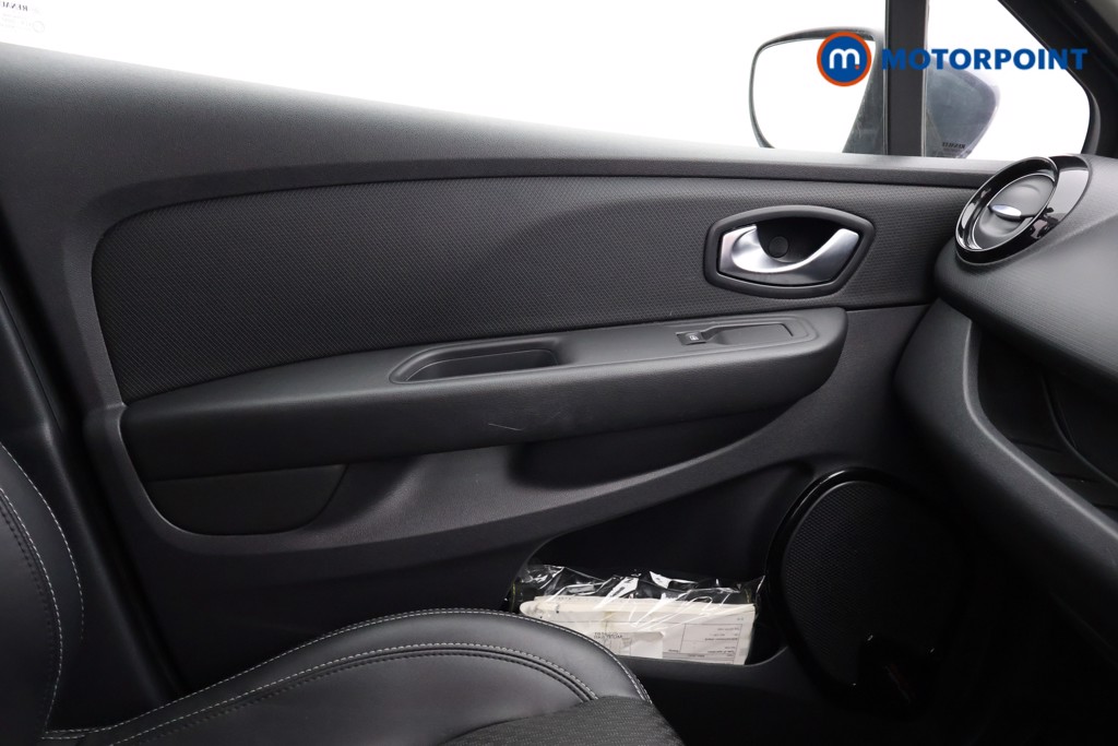 Used Renault Clio 2017 for sale - 77779277: Photo 26