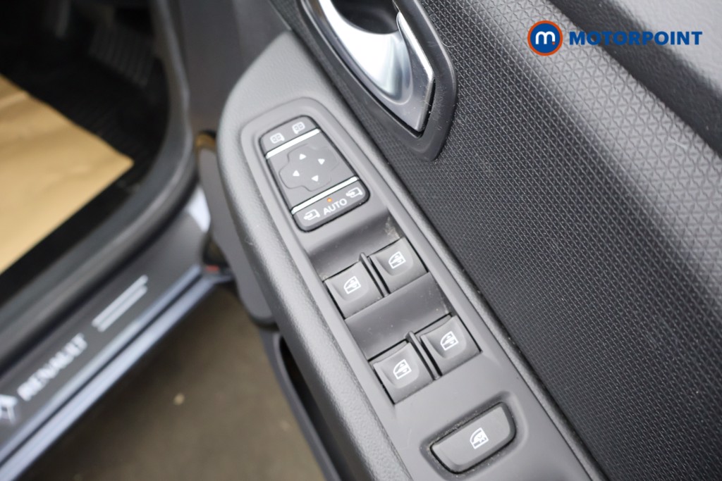 Used Renault Clio 2017 for sale - 77779277: Photo 29