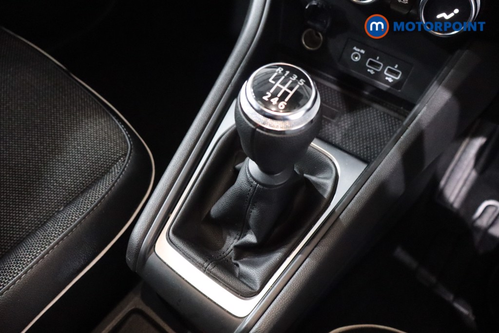 Used Renault Captur 2022 for sale - 76540897: Photo 22