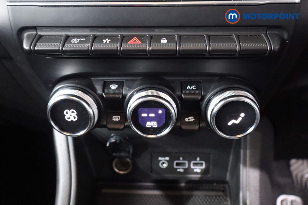 Used Renault Captur 2022 for sale - 76540897: Photo 25