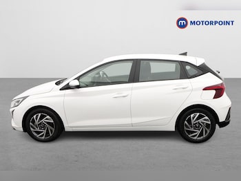 Used Hyundai i20 2024 for sale - 77367860: Photo