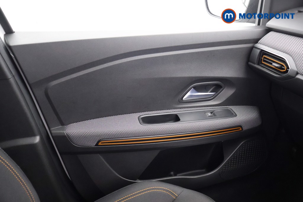 Used Dacia Sandero Stepway 2022 for sale - 76328925: Photo 19