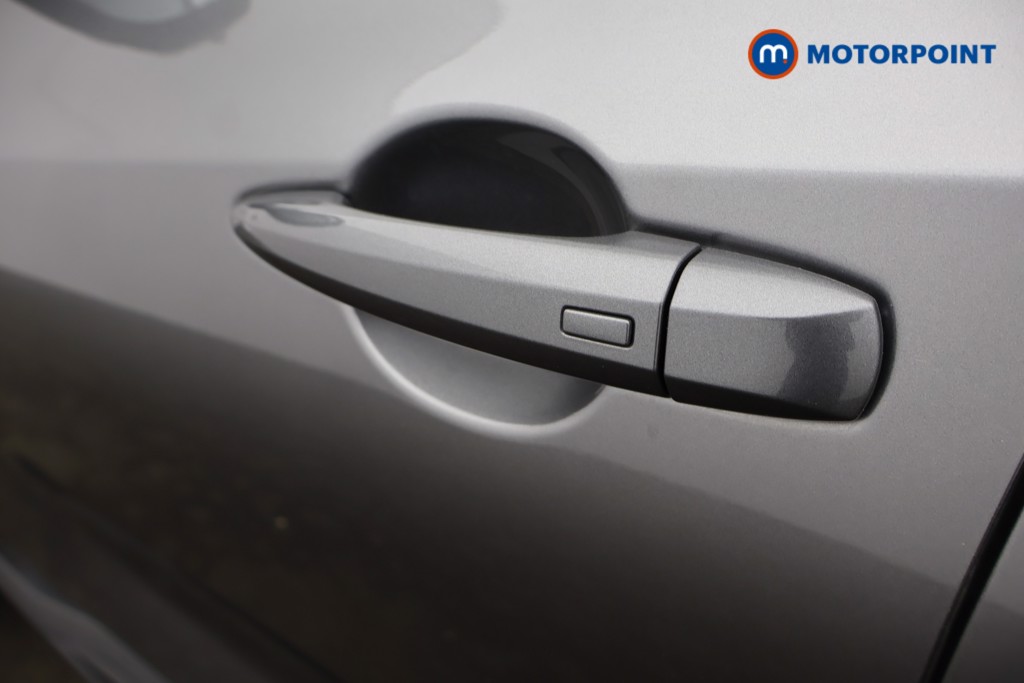 Used Nissan Juke for sale - 77086167: Photo 44