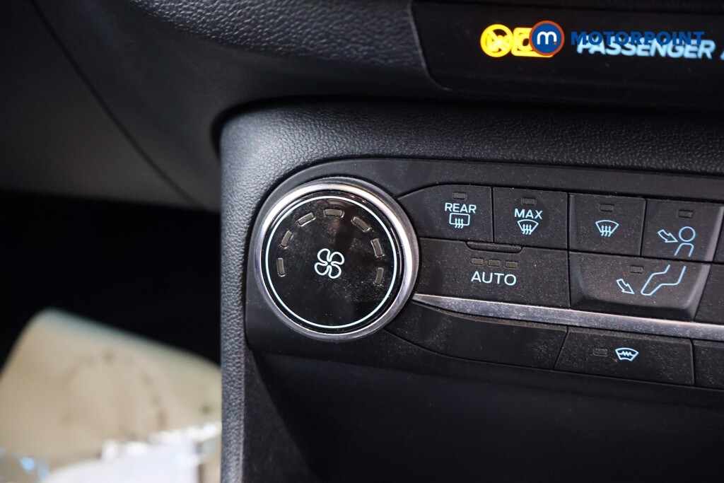 Used Ford Fiesta 2020 for sale - 76250075: Photo 21