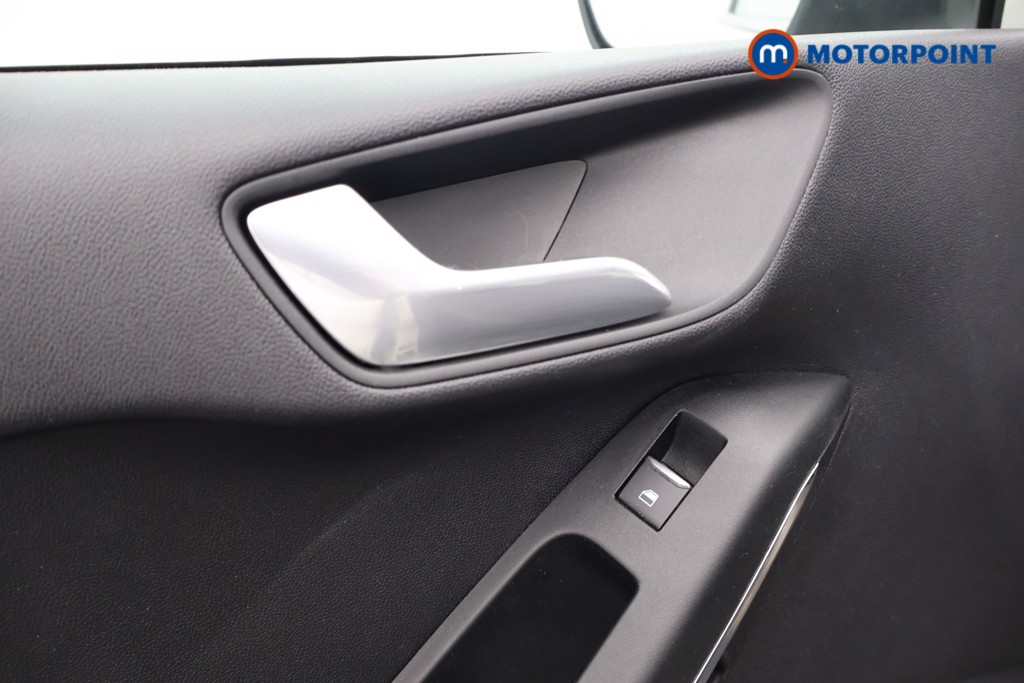Used Ford Fiesta 2020 for sale - 76250075: Photo 60