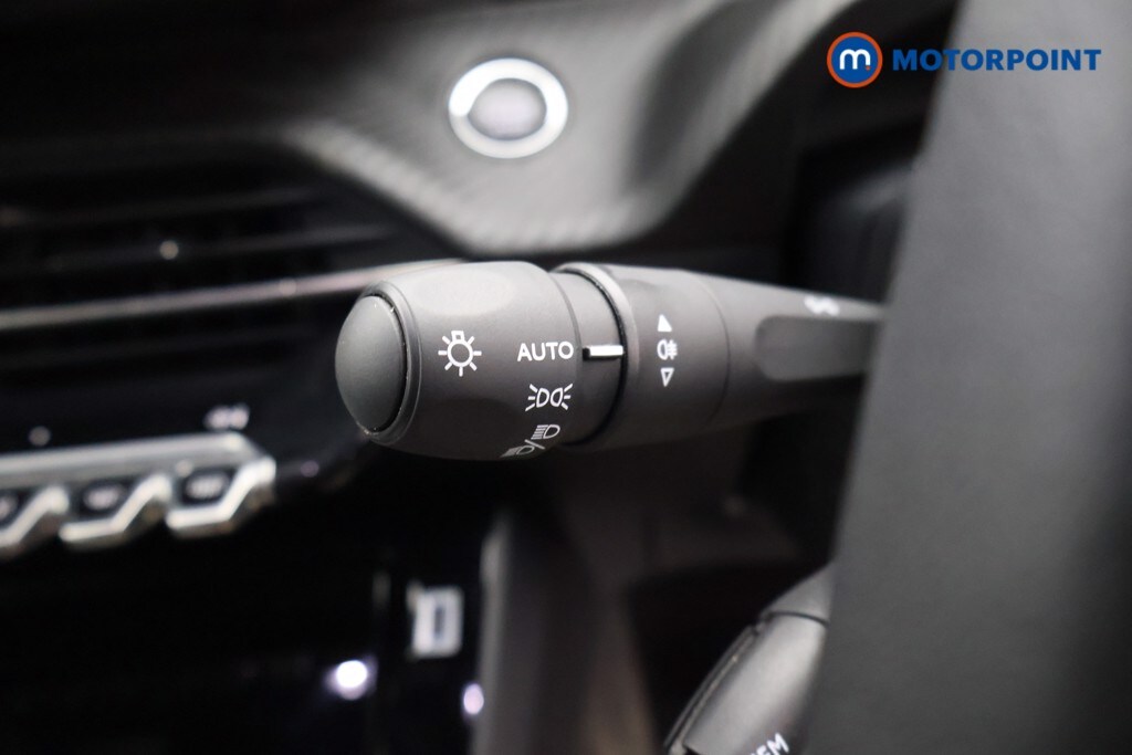 Used Peugeot 2008 2025 for sale - 77872832: Photo 18