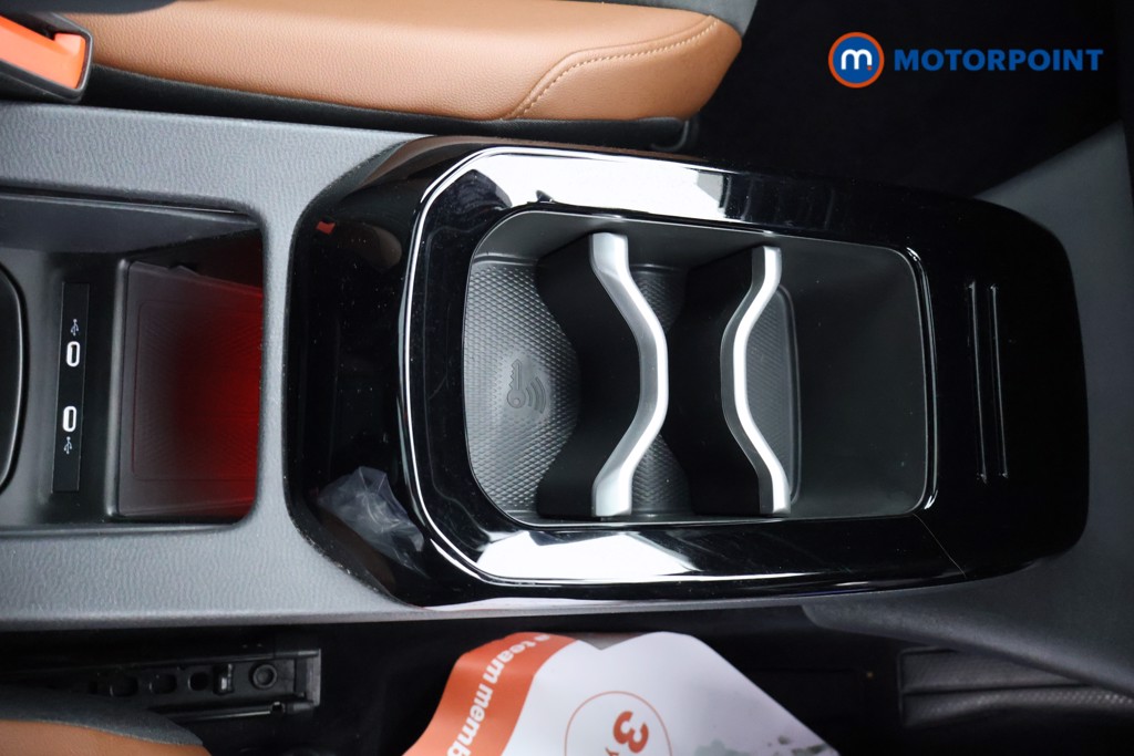 Used Volkswagen ID.4 2022 for sale - 76394786: Photo 4