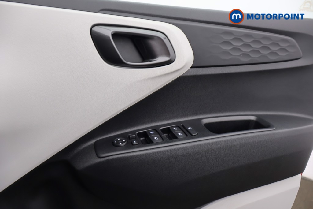 Used Hyundai i10 2024 for sale - 77582318: Photo 16