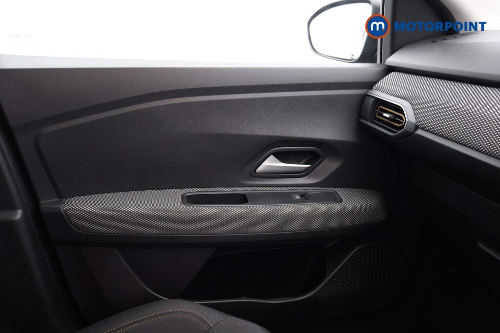 Used Dacia Sandero Stepway 2023 for sale - 78199480: Photo 23