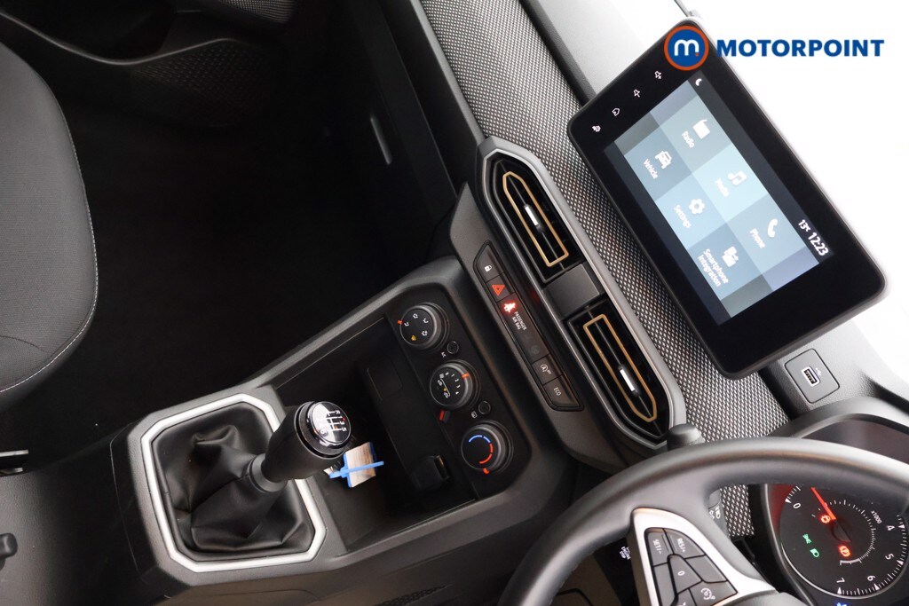 Used Dacia Sandero Stepway 2023 for sale - 78199480: Photo 25