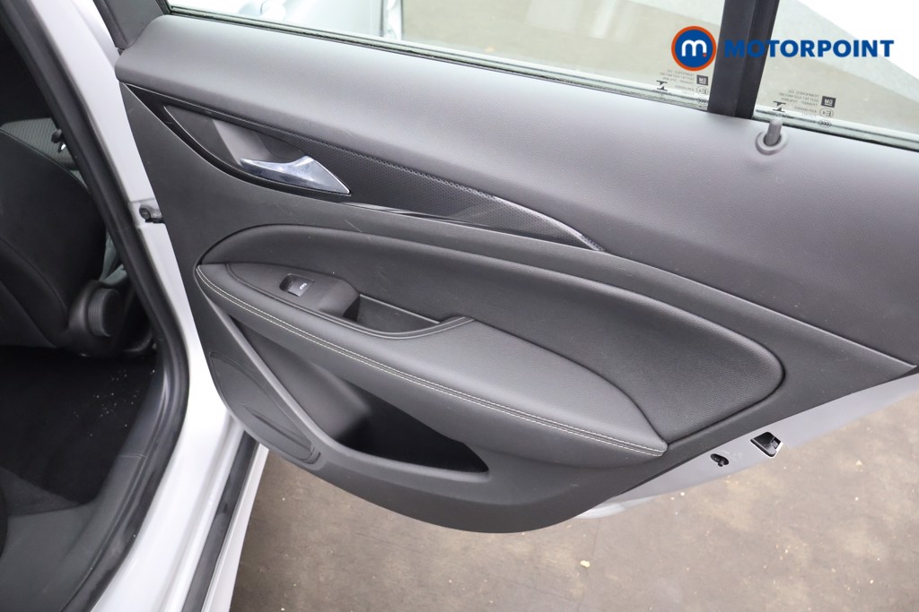 Used Vauxhall Insignia 2019 for sale - 76515739: Photo 16