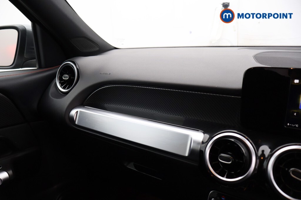 Used Mercedes-Benz GLB 2021 for sale - 76067855: Photo 16