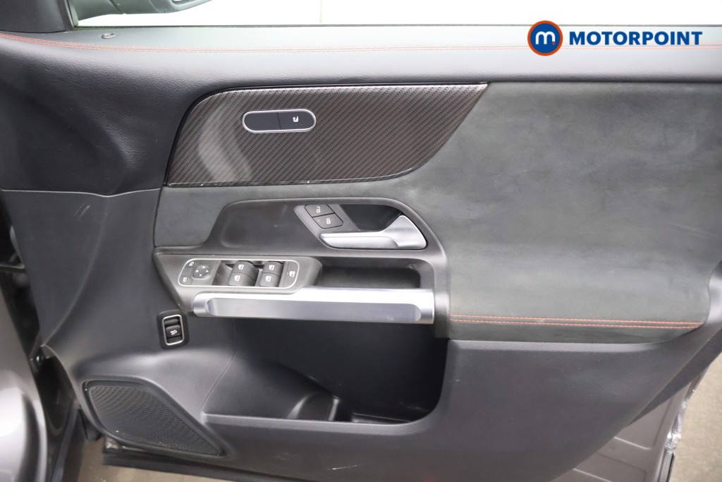 Used Mercedes-Benz GLB 2021 for sale - 76067855: Photo 18