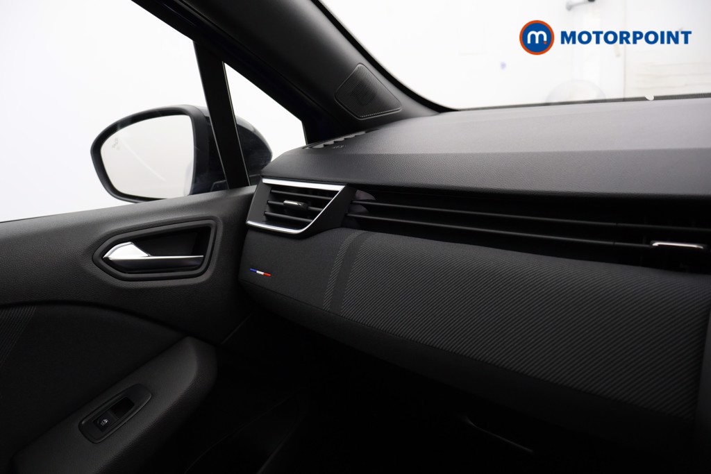 Used Renault Clio 2023 for sale - 76056330: Photo 17