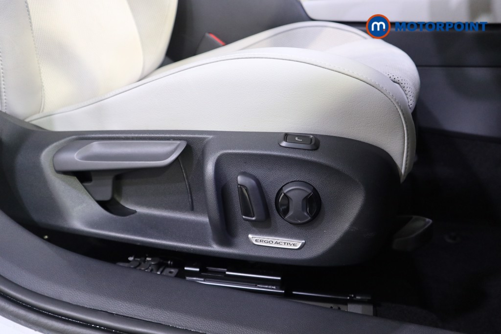 Used Volkswagen Passat 2025 for sale - 76394312: Photo 19