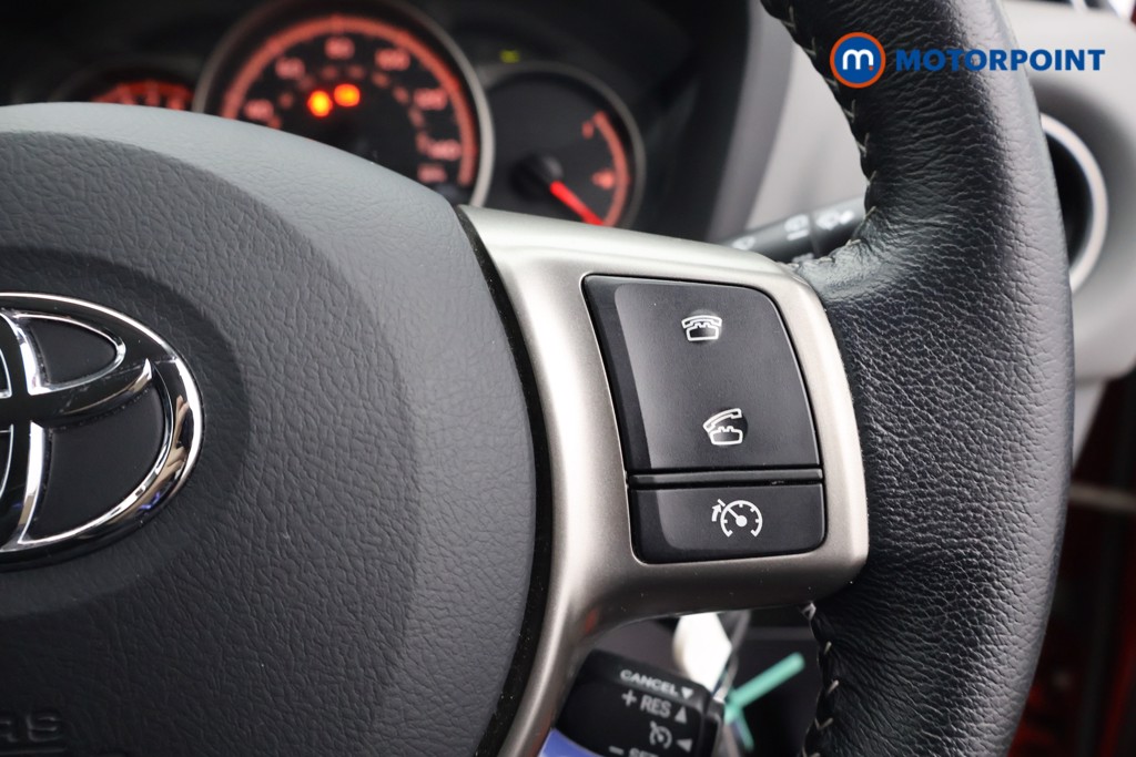 Used Toyota Yaris 2016 for sale - 77354855: Photo 11