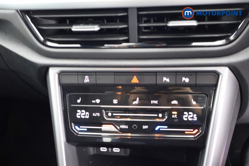 Used Volkswagen T-Roc 2023 for sale - 76413033: Photo 17