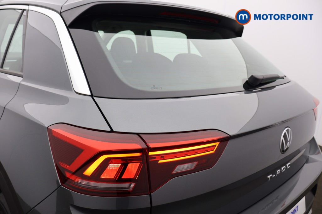 Used Volkswagen T-Roc 2023 for sale - 76413033: Photo 30