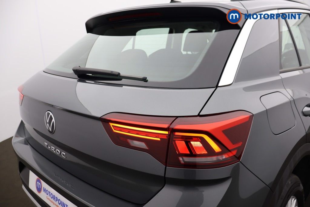 Used Volkswagen T-Roc 2023 for sale - 76413033: Photo 31