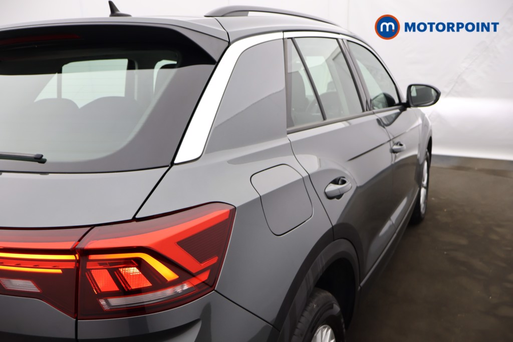 Used Volkswagen T-Roc 2023 for sale - 76413033: Photo 32