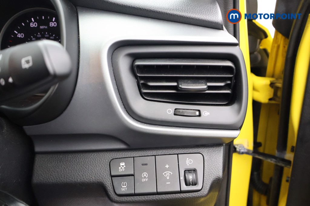 Used Kia Stonic 2021 for sale - 77297895: Photo 15