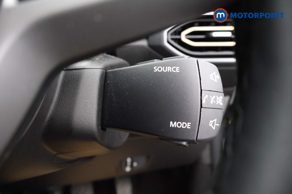 Used Dacia Sandero Stepway 2023 for sale - 77798045: Photo 15