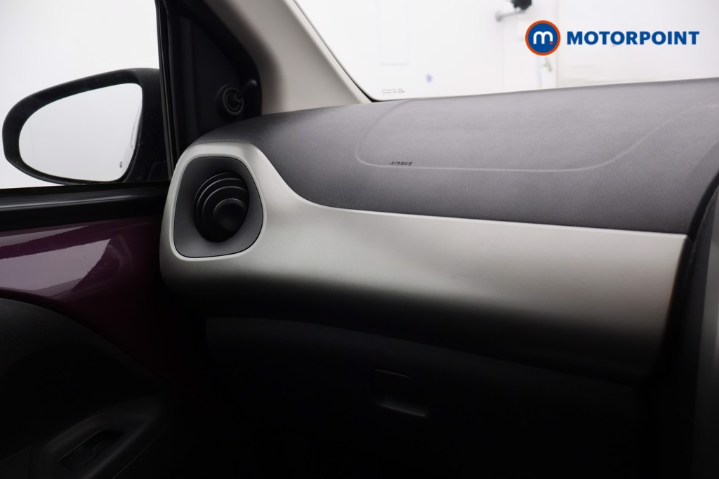 Used Peugeot 108 2016 for sale - 76697088: Photo 15