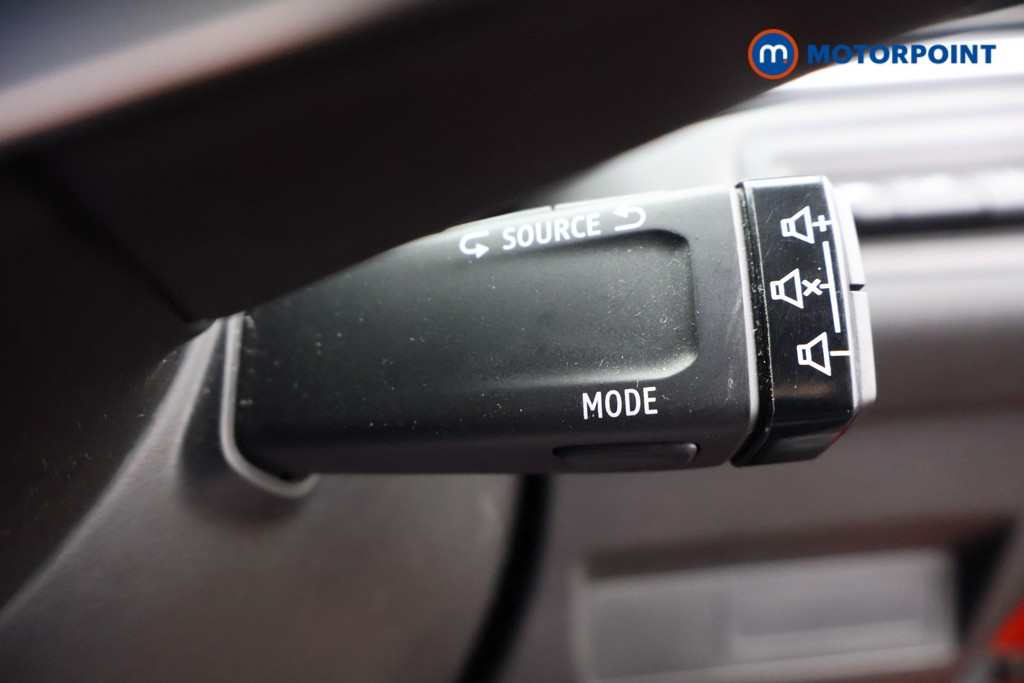 Used Renault Captur 2022 for sale - 76394804: Photo 15