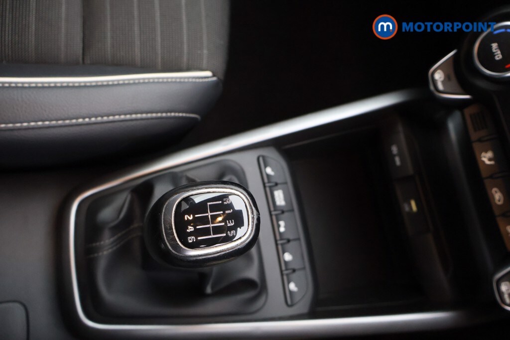 Used Kia Stonic 2021 for sale - 77888944: Photo 16