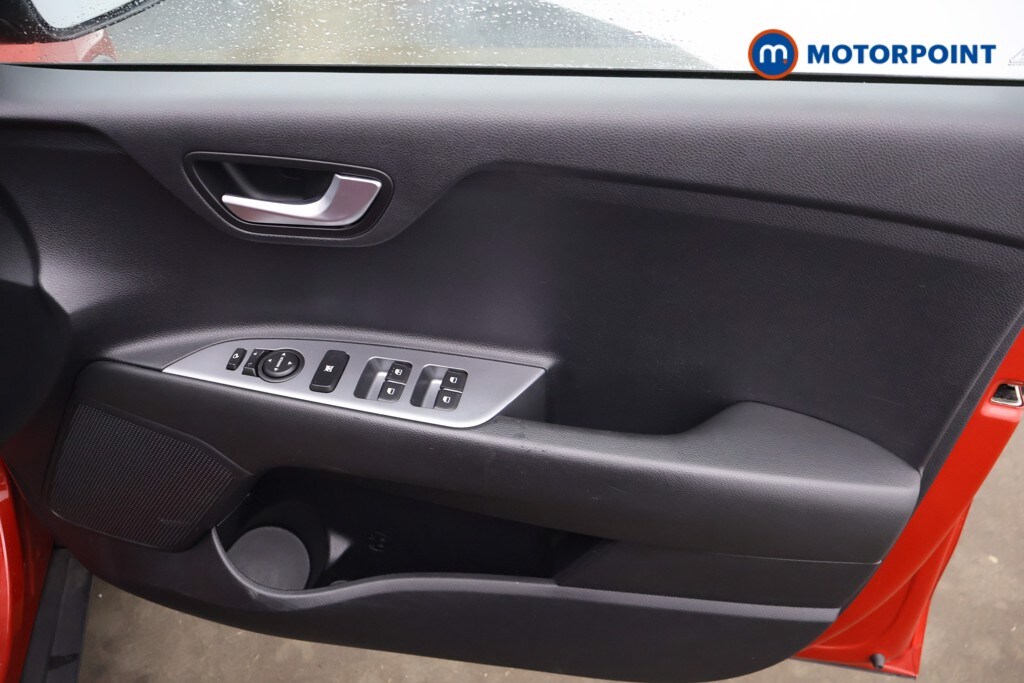 Used Kia Stonic 2021 for sale - 77888944: Photo 19