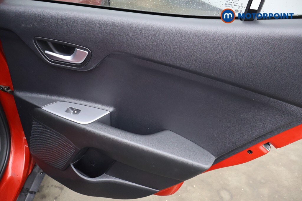 Used Kia Stonic 2021 for sale - 77888944: Photo 24