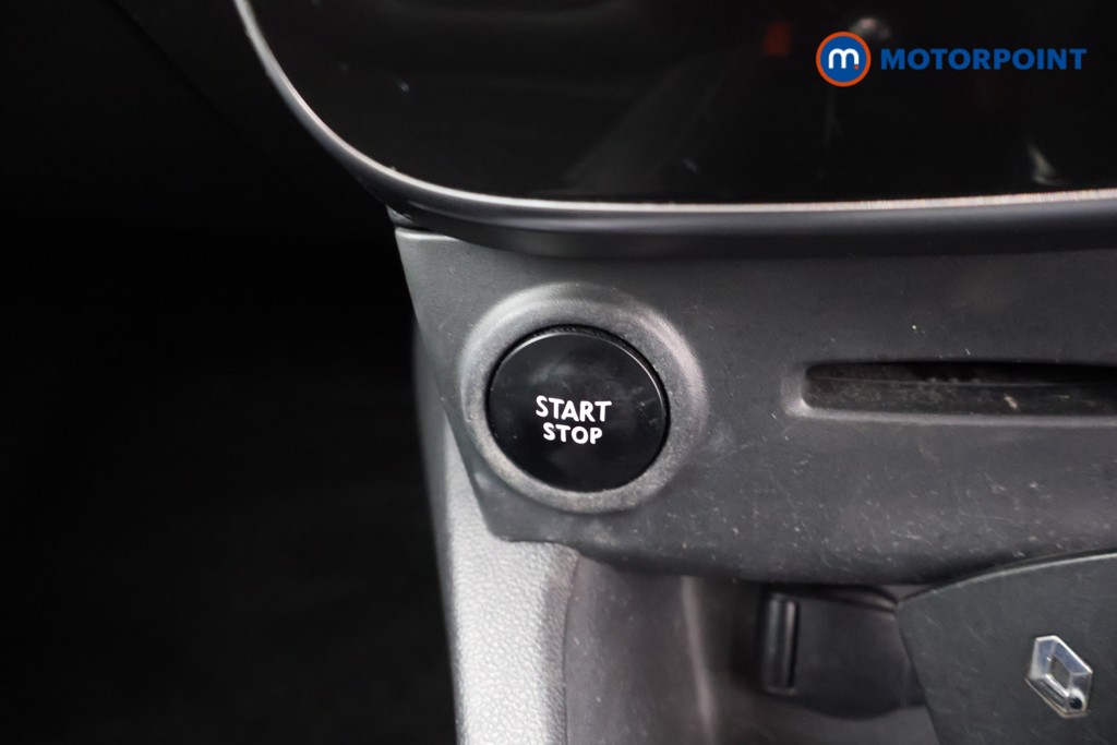 Used Renault Clio 2017 for sale - 78012180: Photo 23