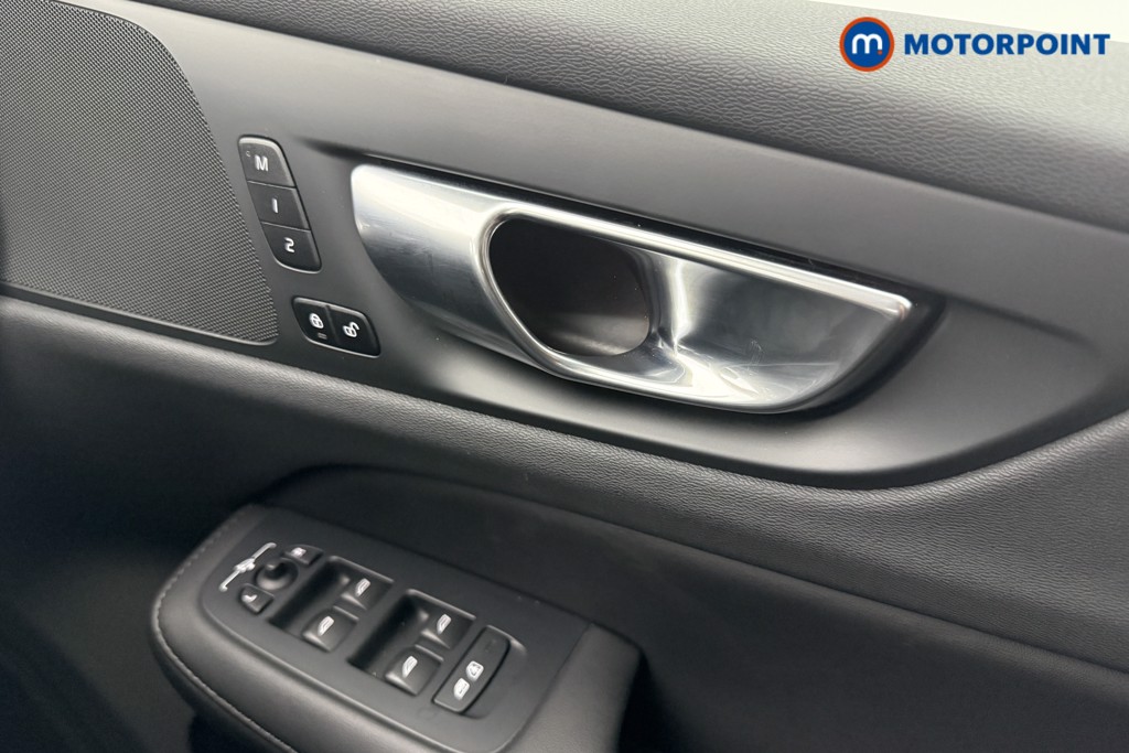 Used Volvo V60 2023 for sale - 76650768: Photo 18