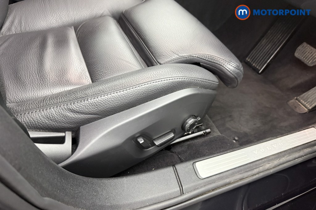 Used Volvo V60 2023 for sale - 76650768: Photo 20