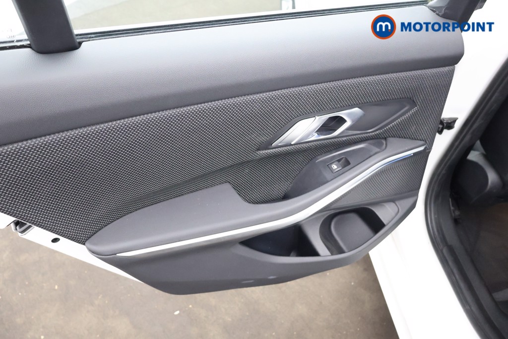 Used BMW 3 Series 2021 for sale - 76531734: Photo 17