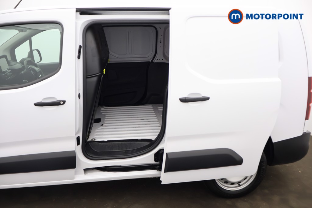 Used Peugeot Partner 2025 for sale - 77286491: Photo 24