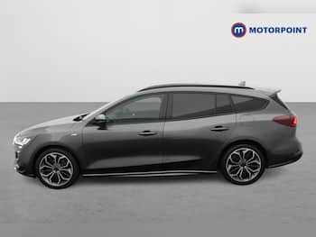 Used Ford Focus 2023 for sale - 79762529: Photo