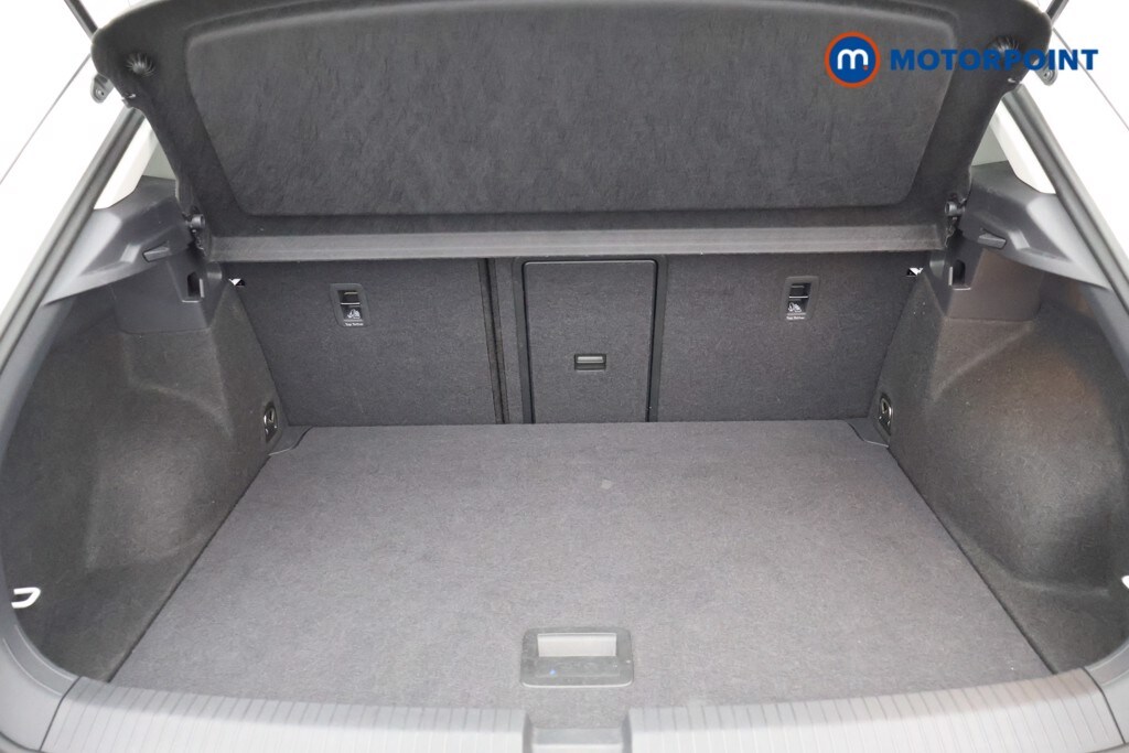 Used Volkswagen T-Roc 2023 for sale - 77932216: Photo 27