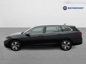 Used Volkswagen Passat 2025 for sale - 78718661: Photo
