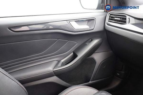 Used Ford Focus 2023 for sale - 76038448: Photo 16