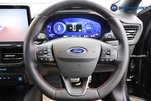 Used Ford Focus 2023 for sale - 76038448: Photo 9