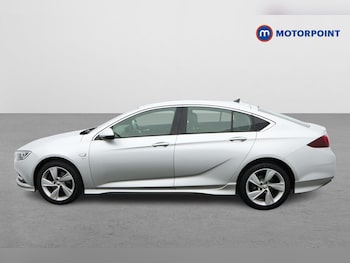 Used Vauxhall Insignia 2018 for sale - 76697197: Photo