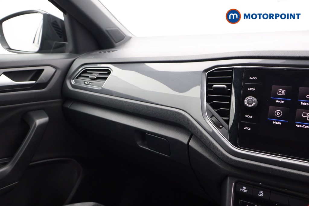 Used Volkswagen T-Roc 2021 for sale - 76972218: Photo 30