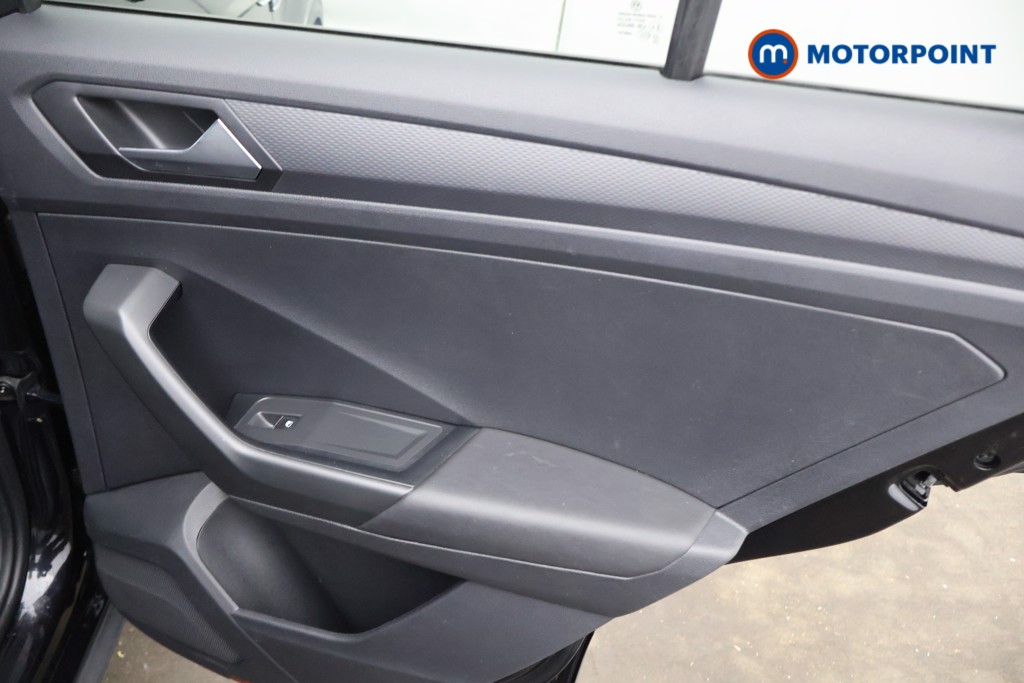 Used Volkswagen T-Roc 2021 for sale - 76972218: Photo 37